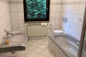Großes Einfamilienhaus in exponierten Lage und viel Gestaltungsmöglichkeit – Die vollständige Adresse der Immobilie erhältst du vom Anbieter., 56598 Rheinbrohl – Vorschaubild 13