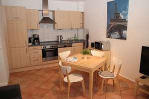 Single-/ Pärchen- Wohnung vollmöblierte Wohnung in Kölner Innenstadt 55qm ab sofort – Kasparstr. 6, 50670 Neustadt/Nord, Köln – Vorschaubild 11