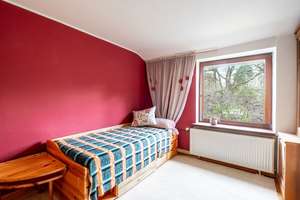 Großzügiges Einfamilienhaus direkt am Naturgebiet. – Die vollständige Adresse der Immobilie erhältst du vom Anbieter., 22359 Volksdorf, Hamburg – Vorschaubild 11