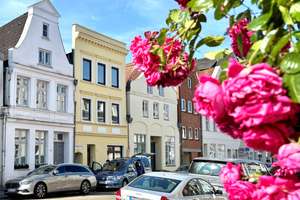 Modernisiertes Altstadthaus an der Obertrave mit Dachterrasse und Blick auf den Lübecker Dom – Die vollständige Adresse der Immobilie erhältst du vom Anbieter., 23552 Innenstadt, Lübeck – Vorschaubild 1