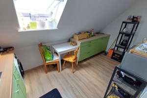 Gepflegte DG-Wohnung mit Ausblick,EBK-Übernahme,Toplage Feuerbach-Zentrum,ÖPNV perfekt,TLB m. Dusche – Rendlenstraße 12, 70469 Feuerbacher Tal, Stuttgart – Vorschaubild 8