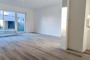 Von privat - schöne 3-Zi.-Whg. + Garten + Terrasse in Paderborn Schloß Neuhaus, ruhige + tolle Lage – Die vollständige Adresse der Immobilie erhältst du vom Anbieter., 33104 Schloß Neuhaus, Paderborn – Vorschaubild 6