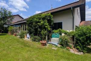 Familienfreundliches Einfamilienhaus mit Einliegerwohnung in ruhiger Wohngegend – Tulpenstraße 20, 84367 Tann – Vorschaubild 3