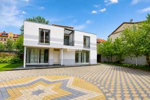 antaris Immobilien GmbH ** Wo moderne Architektur auf außergewöhnlichen Wohnkomfort trifft **