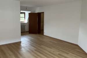 Attraktive Maisonette-Wohnung Mitten in Weilimdorf – Pforzheimer Str. 338, 70499 Weilimdorf (Ortsteil), Stuttgart – Vorschaubild 2