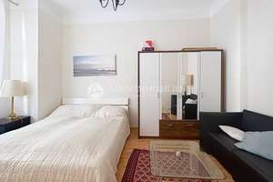 Voll möblierte 2-Zimmer-Altbauwohnung mit Balkon in attraktiver Lage – Die vollständige Adresse der Immobilie erhältst du vom Anbieter., 10585 Mitte (Ortsteil), Berlin – Vorschaubild 7