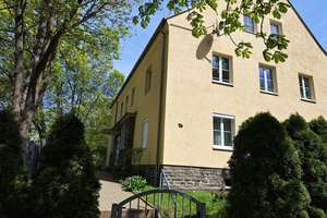 Sonniges DG-Appartement mit Balkon in Top-Lage inkl. Garage – Die vollständige Adresse der Immobilie erhältst du vom Anbieter., 9120 Kapellenberg, Chemnitz – Vorschaubild 3
