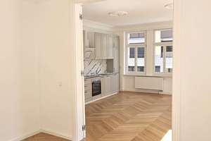 Klassisch-britisch: 3-Zimmer-Wohnung mit Balkon in Stuttgart West
