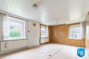 Für Profis: Sanierungsbedürftiges Haus wartet darauf, in neuem Glanz zu erstrahlen – Kiel – Vorschaubild 10