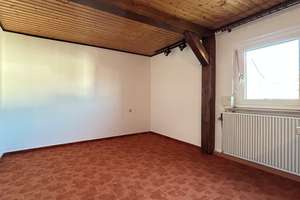 Charmante Doppelhaushälfte mit Balkon und Entwicklungspotenzial in 91757 Treuchtlingen – Die vollständige Adresse der Immobilie erhältst du vom Anbieter., 91757 Treuchtlingen – Vorschaubild 12