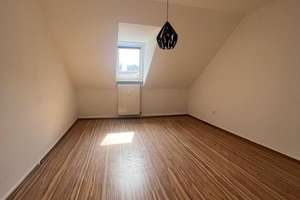 FAMIELIEN Aufgepasst- 4 Zimmer Wohnung mit Albaucharme – Langestraße 1, 45892 Resse, Gelsenkirchen – Vorschaubild 4