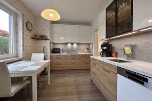 Charmantes Reihenmittelhaus mit gepflegtem Garten – Die vollständige Adresse der Immobilie erhältst du vom Anbieter., 47059 Neuenkamp, Duisburg – Vorschaubild 7