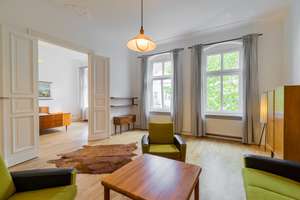 From 01.04 Amazing, bright flat in Prenzlauer Berg with balcony – Die vollständige Adresse der Immobilie erhältst du vom Anbieter., 10407 Prenzlauer Berg, Berlin – Vorschaubild 1