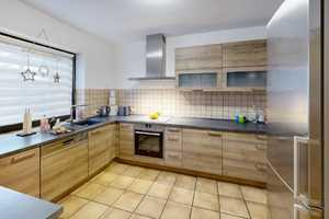 Erftstadt Liblar! Exklusives Reihenmittelhaus für Paare/Kleinfamilien in ruhiger Wohnlage  (VH 4784) – Rhein-Erft-Kreis – Vorschaubild 4