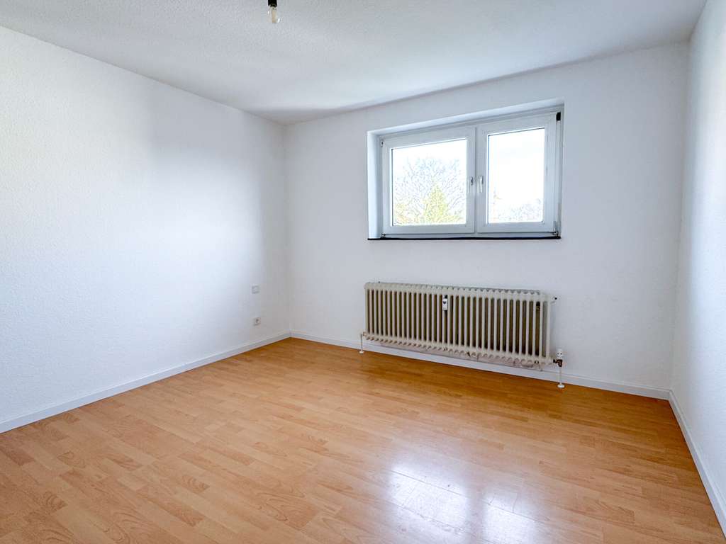 Immobilie in Sulzbach/Saar - Liebevoll modernisierte 3-Zimmer-Wohnung mit Balkon in ruhiger Lage - ideal für Kapitalanleger - Bild 2