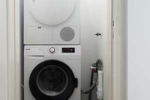 Teilmöblierte 3,5-Zimmer-DG-Maisonette-Wohnung in Halbhöhenlage Stuttgart Nord/West (Kräherwald) – Die vollständige Adresse der Immobilie erhältst du vom Anbieter., 70193 Kräherwald, Stuttgart – Vorschaubild 11