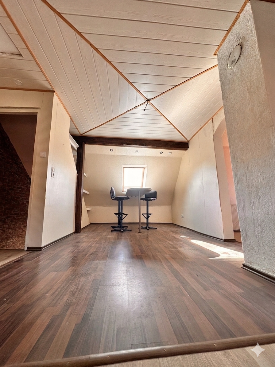 Immobilie in Blaufelden - Großzügiges Wohnhaus mit PV-Anlage, Nebengebäuden & Teilungspotenzial – Ortsrandlage Billingsbach - Bild 1