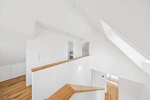 Freistehendes Einfamilienhaus in geschmackvoller Architektur in Obermenzing – Die vollständige Adresse der Immobilie erhältst du vom Anbieter., 81245 Obermenzing, München – Vorschaubild 12
