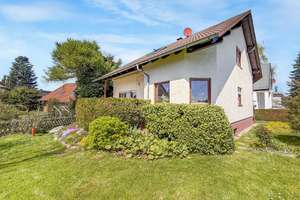 Familienglück im Grünen-Einfamilienhaus mit Südterrasse,Sonnengrundstück, Doppelcarport & viel Platz – Die vollständige Adresse der Immobilie erhältst du vom Anbieter., 4316 Mölkau, Leipzig – Vorschaubild 9