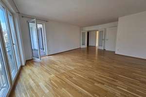 Eigentumswohnung mit Fahrstuhl und Balkon in St. Pauli – Die vollständige Adresse der Immobilie erhältst du vom Anbieter., 20359 St. Pauli, Hamburg – Vorschaubild 2