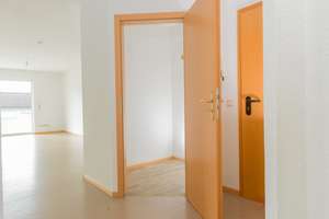 Von privat: Saarbrücken, gepflegte 3-Zimmer-Wohnung mit Südbalkon und Garage – 66115 Burbach, Saarbrücken – Vorschaubild 13