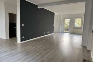 Essen-Rüttenscheid! 2-Zimmer-Wohnung mit offener Küche und Terrasse! – Almastr.  8, 45130 Rüttenscheid, Essen – Vorschaubild 2