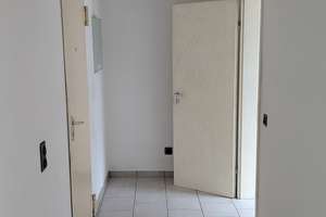 Dachgeschoss Single City Apartment – Breidenbachstr. 20, 51373 Wiesdorf, Leverkusen – Vorschaubild 2