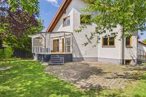 freistehendes Einfamilienhaus, außergewöhnliche Architektur in gefragter Kölner Südlage – Die vollständige Adresse der Immobilie erhältst du vom Anbieter., 50997 Rondorf, Köln – Vorschaubild 23