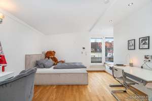 ** RESERVIERT ** Sehr gepflegte DHH in Obermenzing mit Solarthermie, Kamin & ausgebautem DG ** – Die vollständige Adresse der Immobilie erhältst du vom Anbieter., 81247 Obermenzing, München – Vorschaubild 15