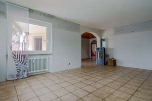 Großzügiges Wohnen mit modernem Ambiente und sonnigem Balkon in Hilzingen-Duchtlingen! – Die vollständige Adresse der Immobilie erhältst du vom Anbieter., 78247 Hilzingen – Vorschaubild 3