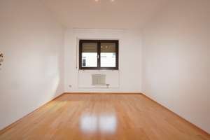 Großzügige 3-Zimmer-Wohnung mit Potenzial, Balkon und Garage in Wiesbaden-Bierstadt – 65191 Bierstadt, Wiesbaden – Vorschaubild 9