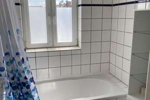 TOP!!! Über den Dächern, genialer Balkon!!! Aufzug!!! – Luxemburgstr. 4, 65189 Mitte, Wiesbaden – Vorschaubild 5