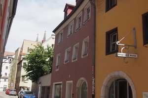 1-Zimmer-Galeriewohnung im Altstadtzentrum – Pfarrergasse 9, 93047 Regensburg – Vorschaubild 1