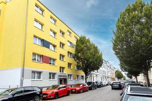 Super 2-Zimmer-Wohnung mit Balkon in Stadtfeld-Ost