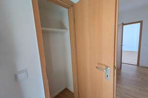 2 Zimmer in beliebter Lage, kompakter Schnitt, separate Küche mit Einbauküche, Tageslichtbad – Wollenweberstraße 8, 18055 Stadtmitte, Rostock – Vorschaubild 6