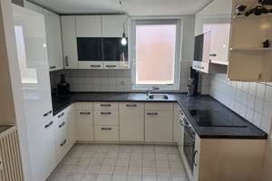 Teilmöblierte 2-Zimmer-Wohnung mit Balkon in Stuttgart-Zazenhausen – Die vollständige Adresse der Immobilie erhältst du vom Anbieter., 70437 Zazenhausen, Stuttgart – Vorschaubild 2