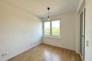 Charmante Wohnung für Singles & Paare mit Loggia – Samuel-Lewin-Straße 11, 10318 Karlshorst, Berlin – Vorschaubild 4