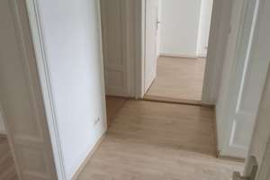 Gemütliche Zentral Gelegene 3 Zimmer Wohnung in Wiesbaden – Bismarckring 38, 65183 Westend / Bleichstraße, Wiesbaden – Vorschaubild 2
