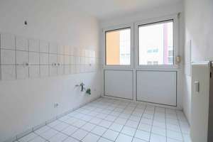 Bezugsfreie 2-Zi.-Wohnung mit Loggia und Tiefgaragenstellplatz in Schloßchemnitz – Die vollständige Adresse der Immobilie erhältst du vom Anbieter., 9113 Schloßchemnitz, Chemnitz – Vorschaubild 3