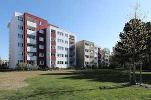 Schicke 3-Zimmer-Wohnung mit Balkon // 3.OG links – John-F.-Kennedy-Allee 19, 38444 Wolfsburg – Vorschaubild 1