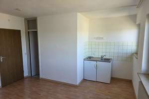 Kleine ruhige 1-ZW mit Küchenecke im Frauenland Nähe Hubland Uni! – Händelstraße 27, 97074 Frauenland, Würzburg – Vorschaubild 4