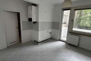 Teilsanierte 2-Zimmer-Wohnung mit 2 Balkonen und neuem Badezimmer – Apollinarisstraße 22, 40227 Oberbilk, Düsseldorf – Vorschaubild 18