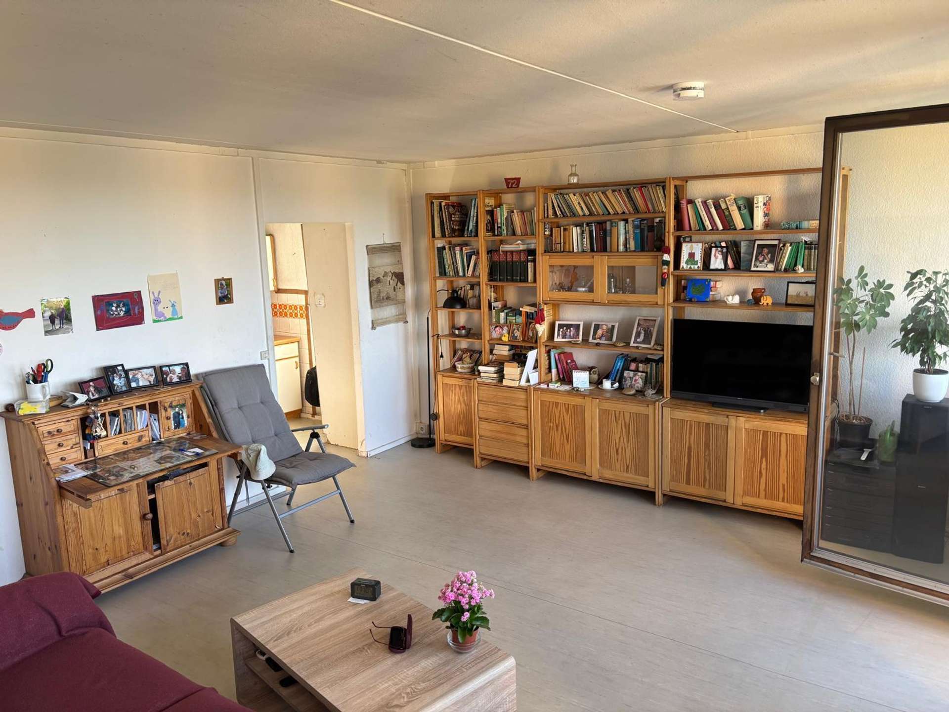 Helle Etagenwohnung mit Loggia in Göttingen, Göttingen Kreis – Bild 1