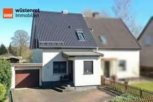 Kleine Doppelhaushälfte mit großem Garten in Lemgo-Brake – Lippe (Kreis) – Vorschaubild 1