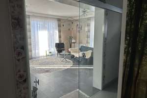 Naturnahe Stadt-Villa – neuwertig und energieeffizient – Die vollständige Adresse der Immobilie erhältst du vom Anbieter., 61273 Wehrheim – Vorschaubild 3