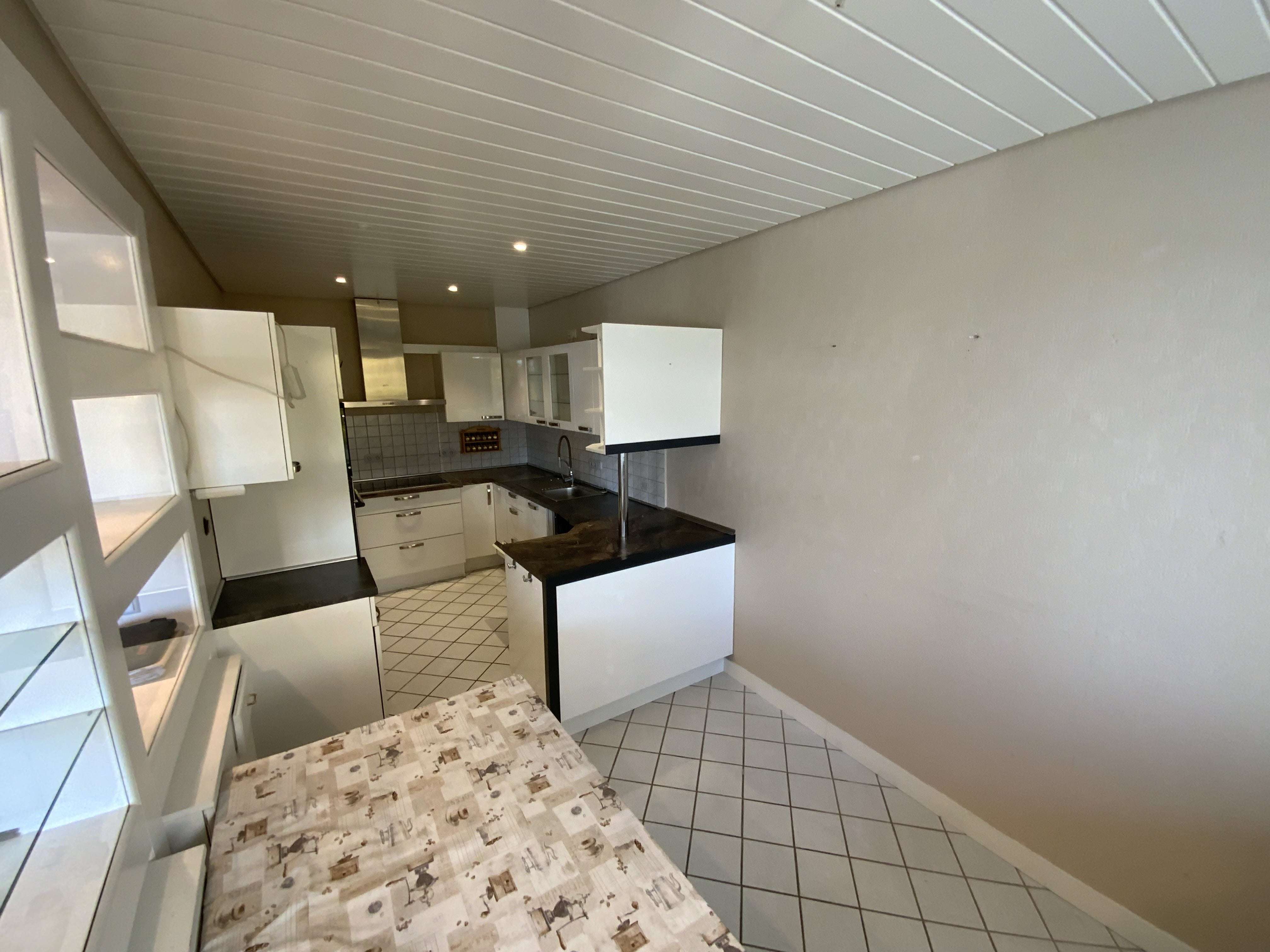 Immobilie in Oerlinghausen - Mit dem Aufzug vor die Wohnungstür! - Bild 0