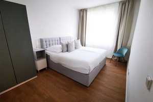 Freundliche 3-Zimmer-Wohnung mit Balkon und Einbauküche in Ingolstadt – Pfitznerstraße 52, 85057 Ingolstadt – Vorschaubild 1