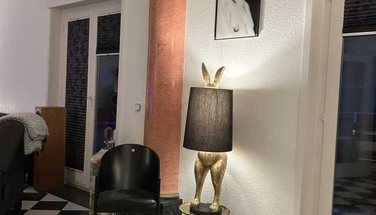 Bild von Lebensfreude, Eleganz und Wohnstil bestens vereint, in Kronberg!