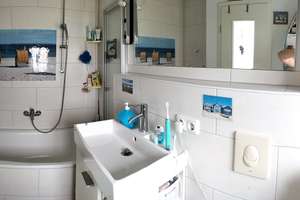 Charmante, offene 1,5 - 2 -Zimmer-Maisonette-Wohnung in Zwei-Parteien-Haus mit Garten in Regensburg – Die vollständige Adresse der Immobilie erhältst du vom Anbieter., 93051 Kumpfmühl-Ziegetsdorf-Neuprüll, Regensburg – Vorschaubild 13
