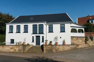 Modernisiertes Schmuckstück im Herzen von Bad Bentheim – Die vollständige Adresse der Immobilie erhältst du vom Anbieter., 48455 Bad Bentheim – Vorschaubild 1